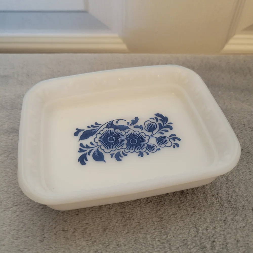 Vintage Avon 1970's Avon Milk Glass Soap Tricket Dish